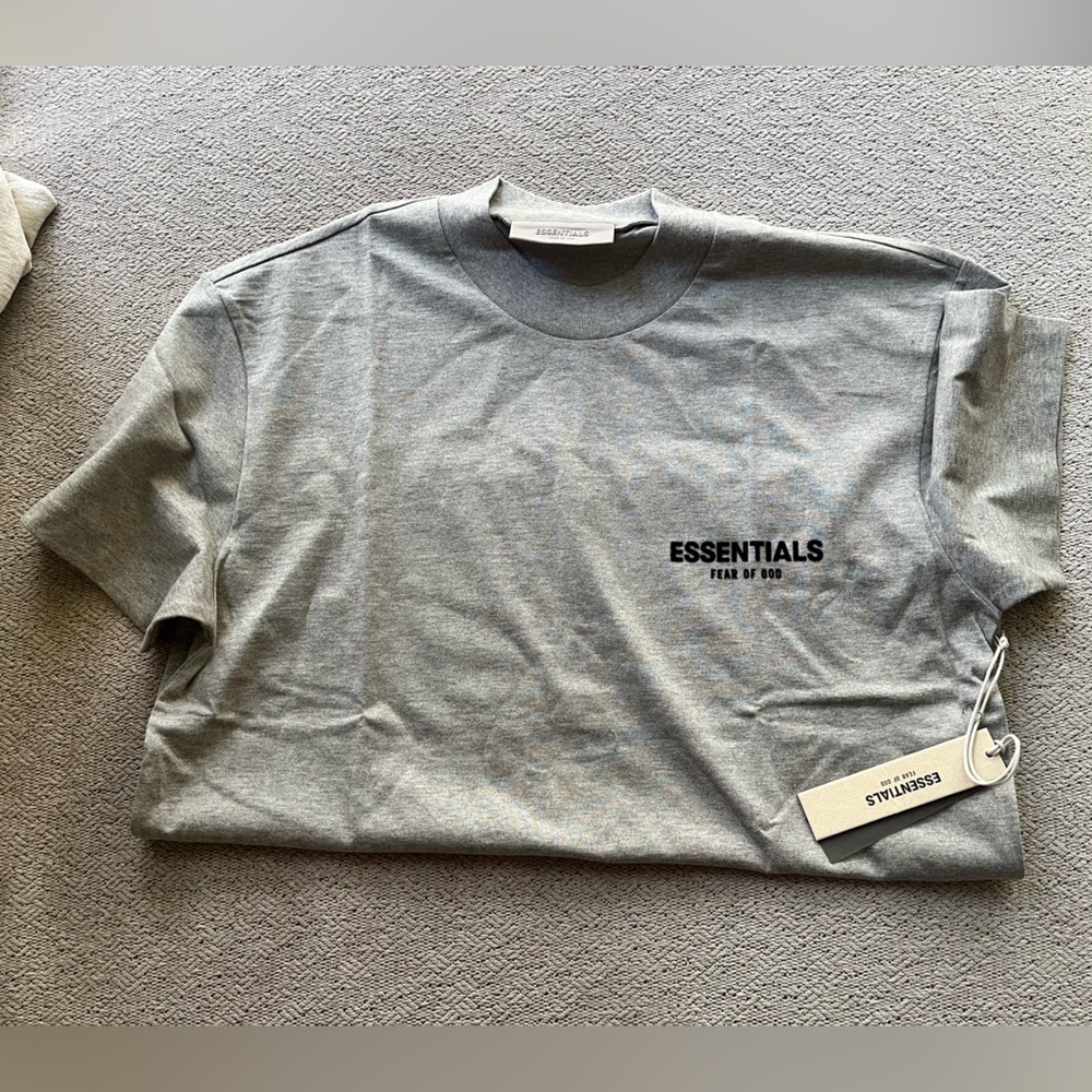 Fear of God Essentials T-shirt